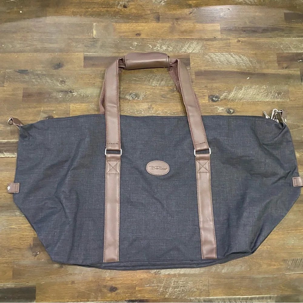 Bella Russo unisex large messenger / duffel bag for carryon gray with tan trim